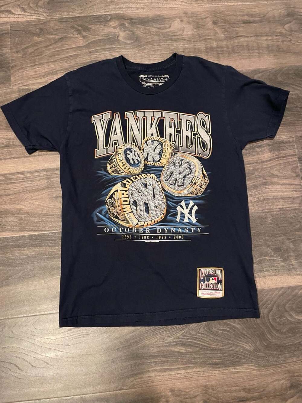 Mitchell & Ness New York Yankees Championship Rings T-Shirt Men's Medium
